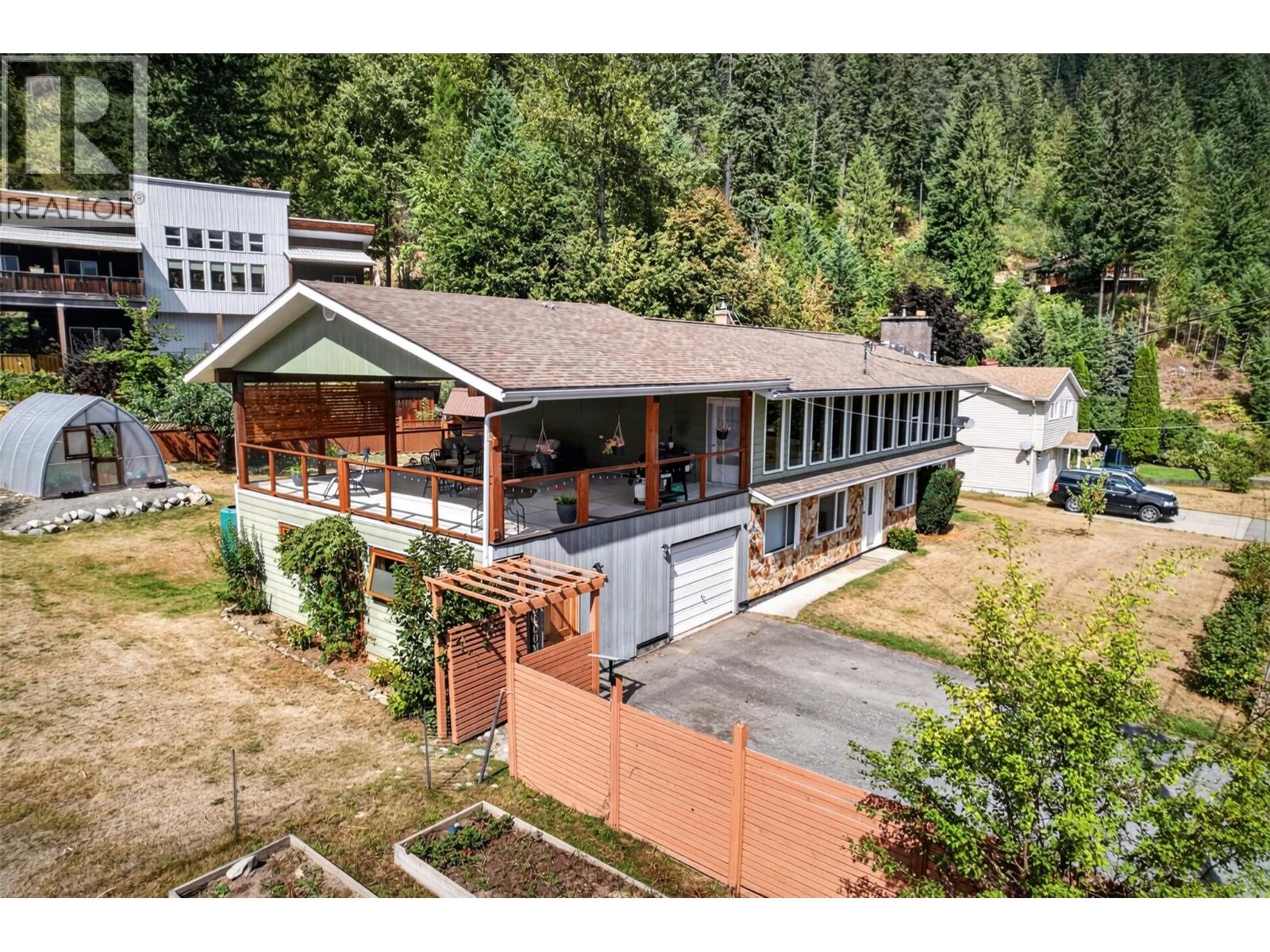 215 Bayview Street, Kaslo, British Columbia  V0G 1M0 - Photo 46 - 10400046