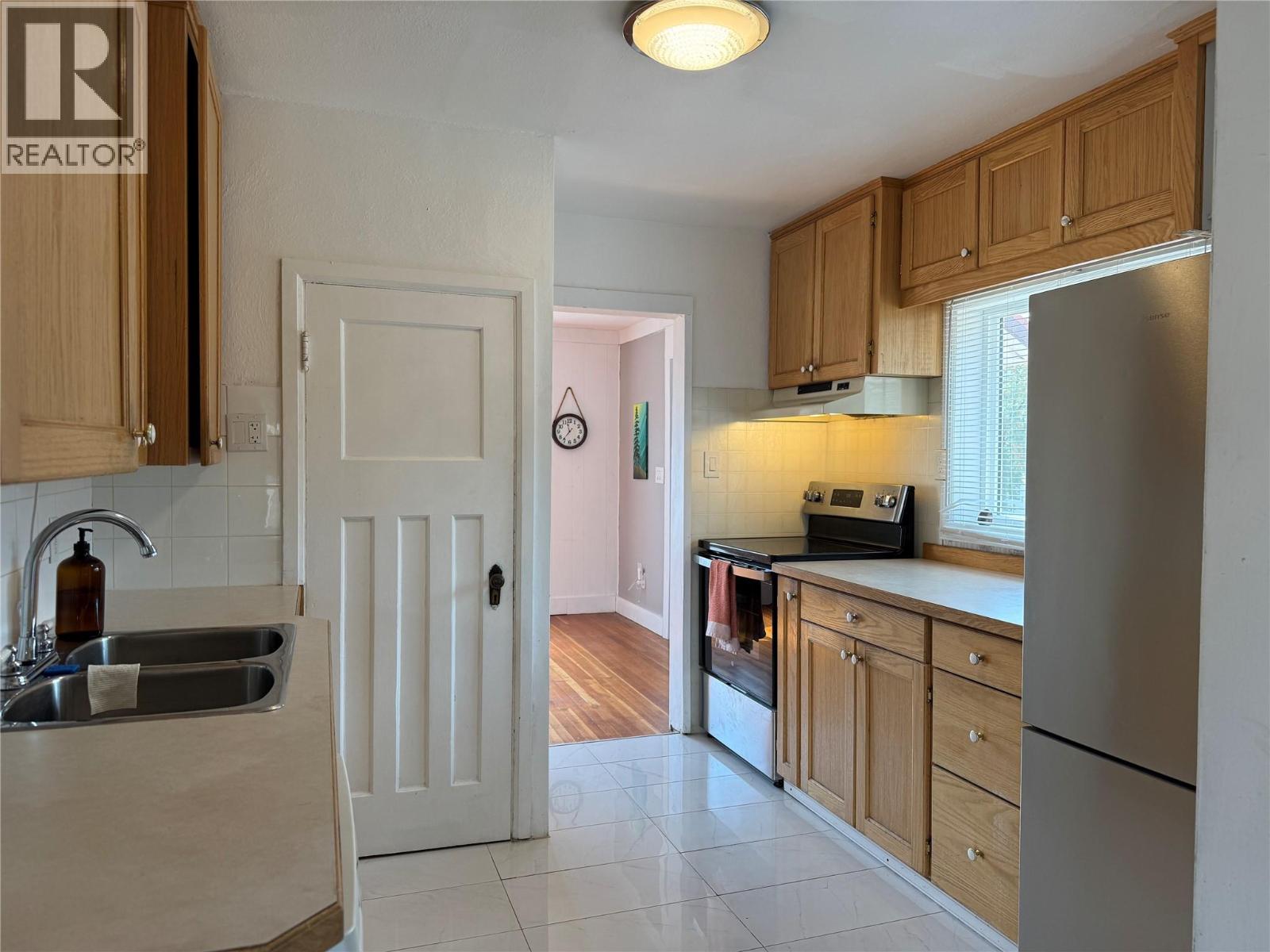 795 Kipling Street, Warfield, British Columbia  V1R 2A3 - Photo 12 - 10400120