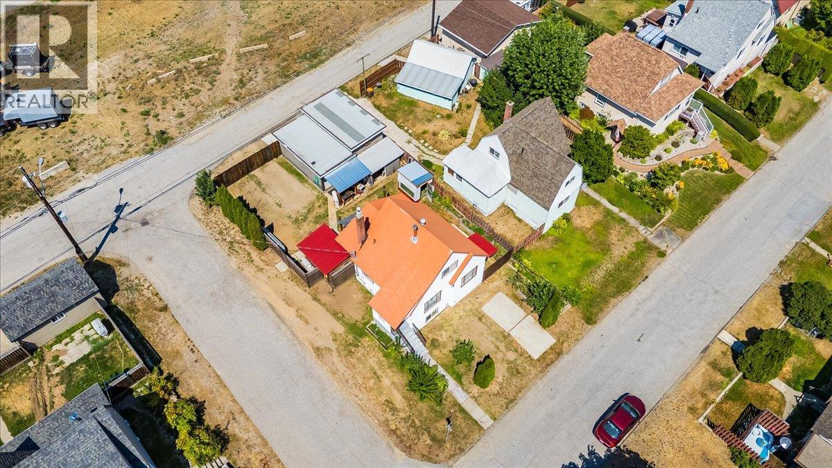795 Kipling Street, Warfield, British Columbia  V1R 2A3 - Photo 44 - 10400120