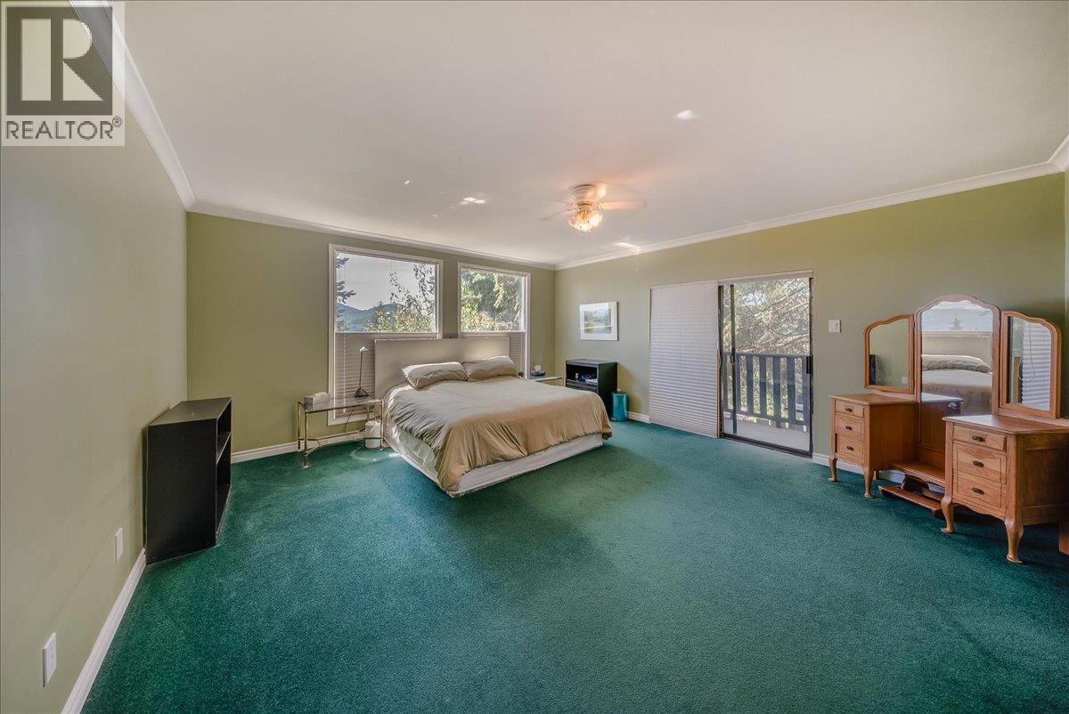 2390 Mcleod Avenue, Rossland, British Columbia  V0G 1Y0 - Photo 26 - 10400118