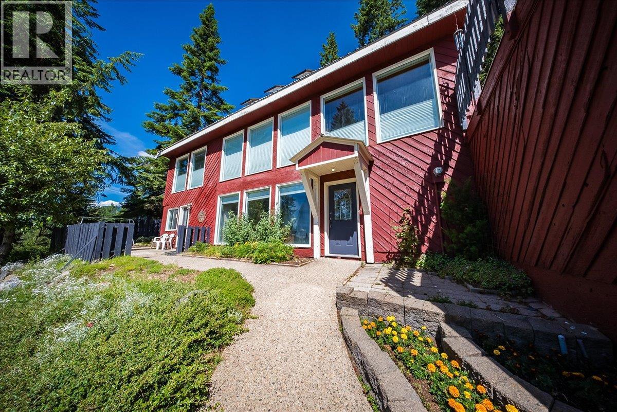 2390 Mcleod Avenue, Rossland, British Columbia  V0G 1Y0 - Photo 3 - 10400118