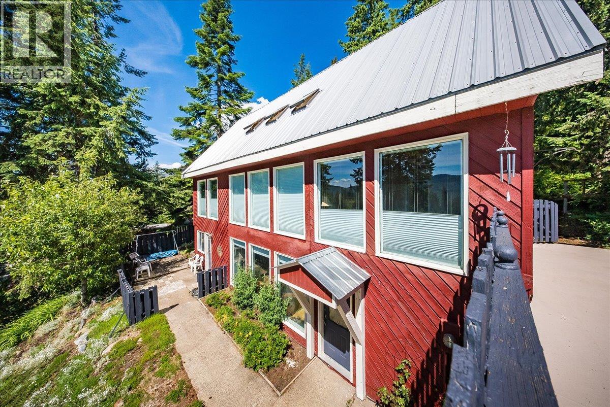 2390 Mcleod Avenue, Rossland, British Columbia  V0G 1Y0 - Photo 53 - 10400118