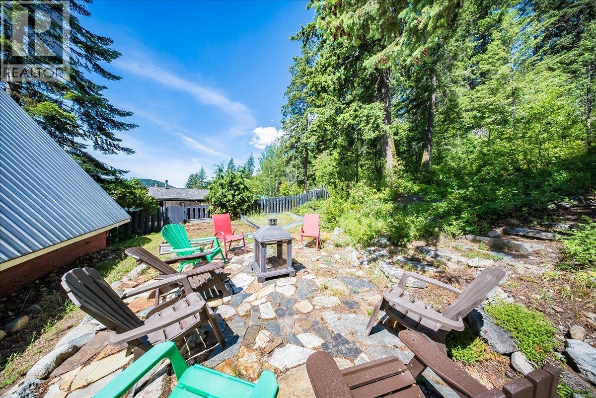 2390 Mcleod Avenue, Rossland, British Columbia  V0G 1Y0 - Photo 60 - 10400118
