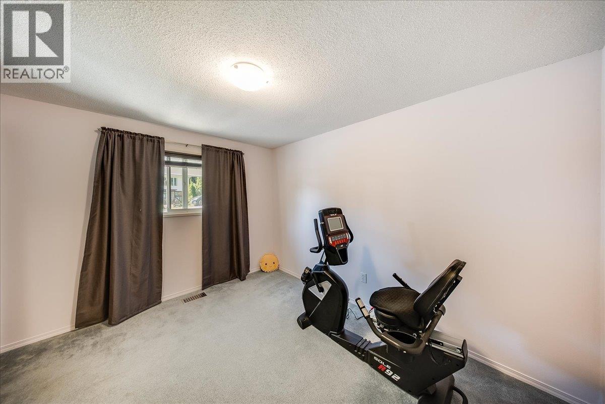 1618 Victoria Avenue, Rossland, British Columbia  V0G 1Y0 - Photo 24 - 10400116