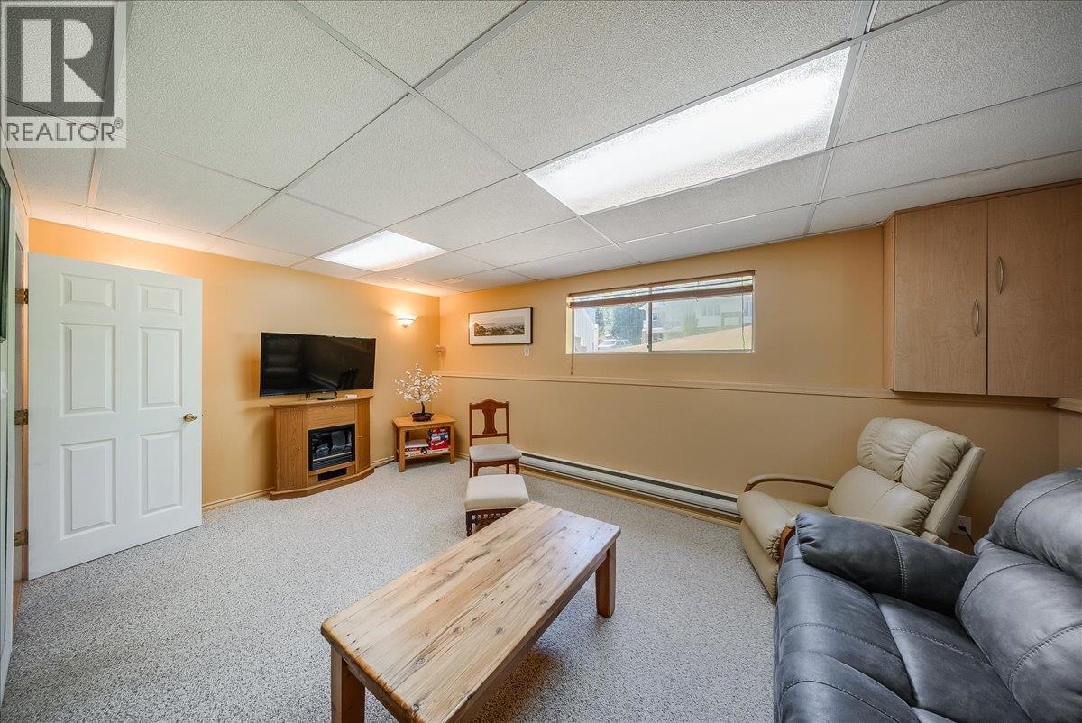 1618 Victoria Avenue, Rossland, British Columbia  V0G 1Y0 - Photo 34 - 10400116