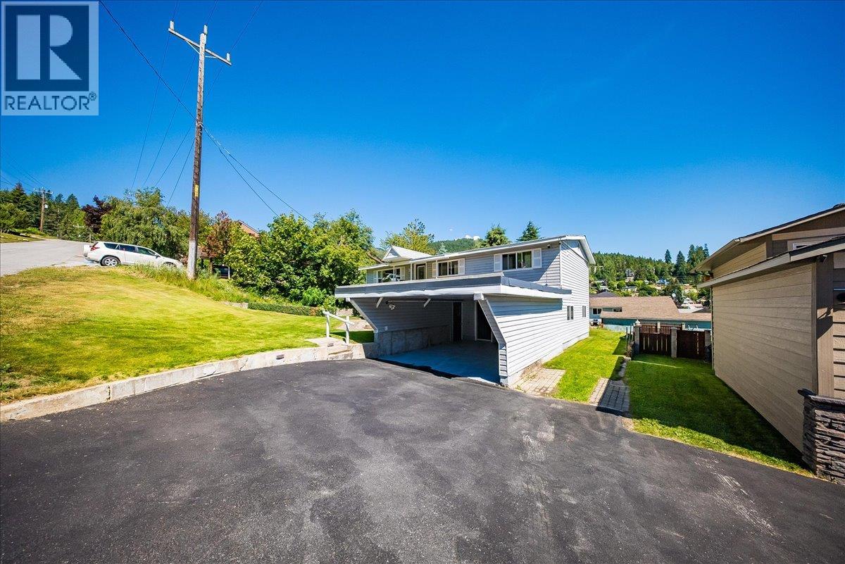 1618 Victoria Avenue, Rossland, British Columbia  V0G 1Y0 - Photo 55 - 10400116