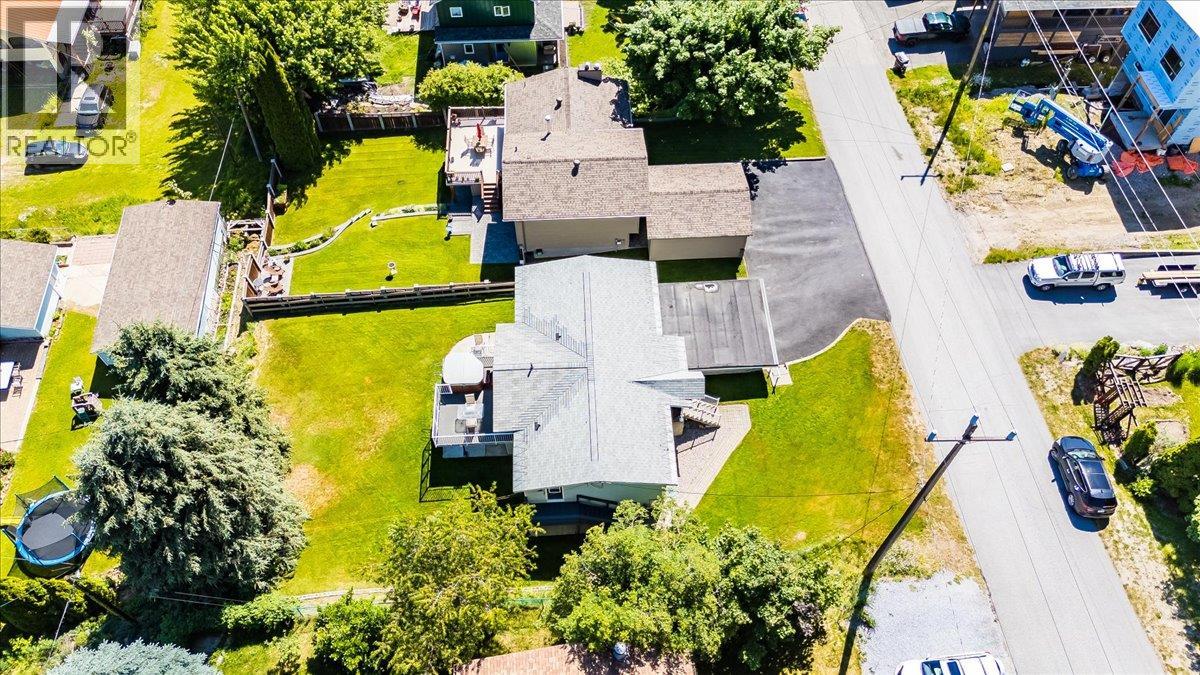 1618 Victoria Avenue, Rossland, British Columbia  V0G 1Y0 - Photo 57 - 10400116