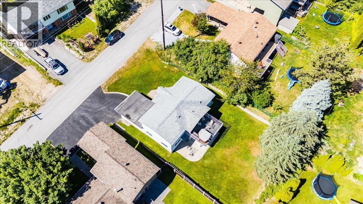 1618 Victoria Avenue, Rossland, British Columbia  V0G 1Y0 - Photo 58 - 10400116