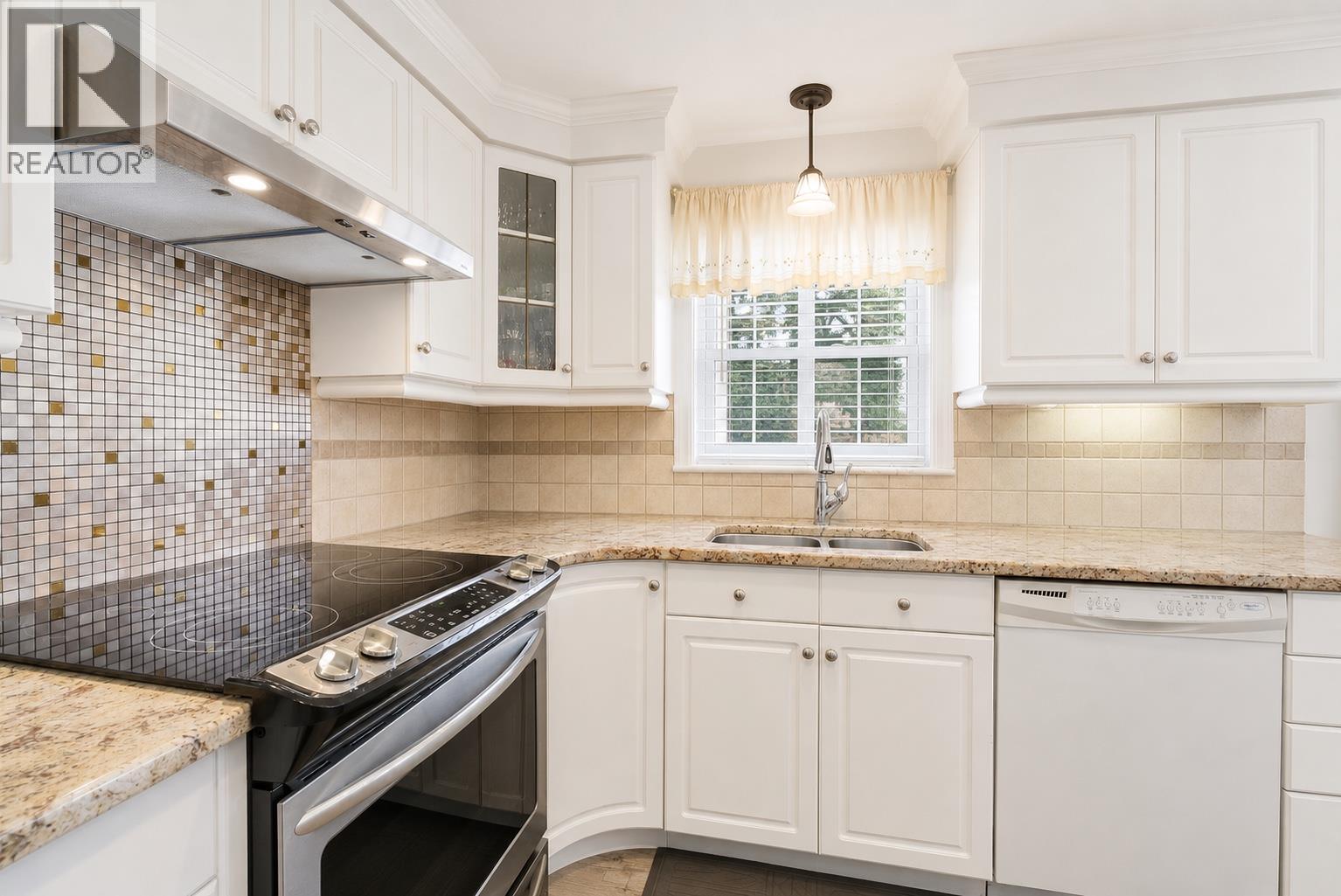 125 Corry Place, Penticton, British Columbia  V2A 3S2 - Photo 13 - 10400055