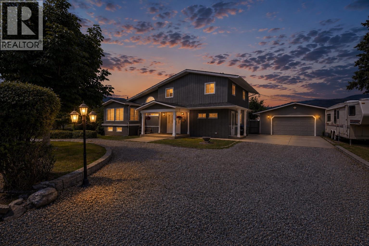 125 Corry Place, Penticton, British Columbia  V2A 3S2 - Photo 2 - 10400055
