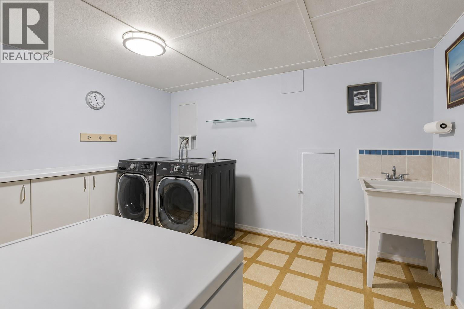 125 Corry Place, Penticton, British Columbia  V2A 3S2 - Photo 48 - 10400055