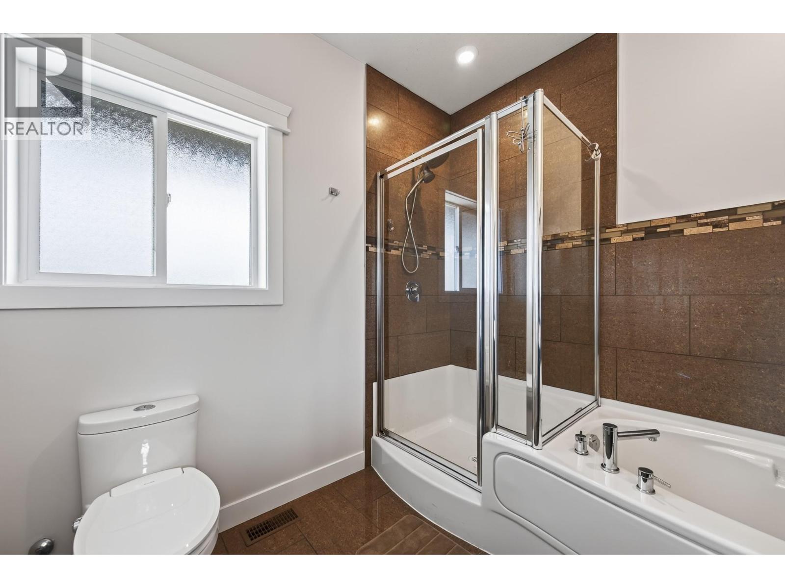 1868 Grouse Court, Kamloops, British Columbia  V2B 8S8 - Photo 19 - 10400289