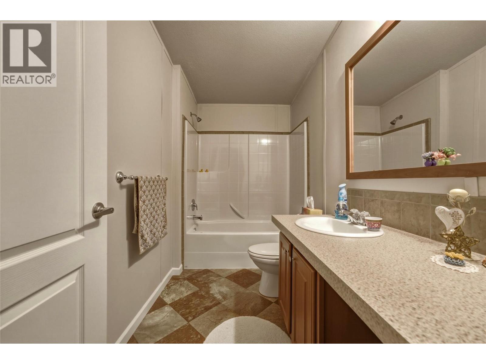 4811 10a Avenue Ne Unit# 24, Salmon Arm, British Columbia  V1E 1C5 - Photo 18 - 10400239
