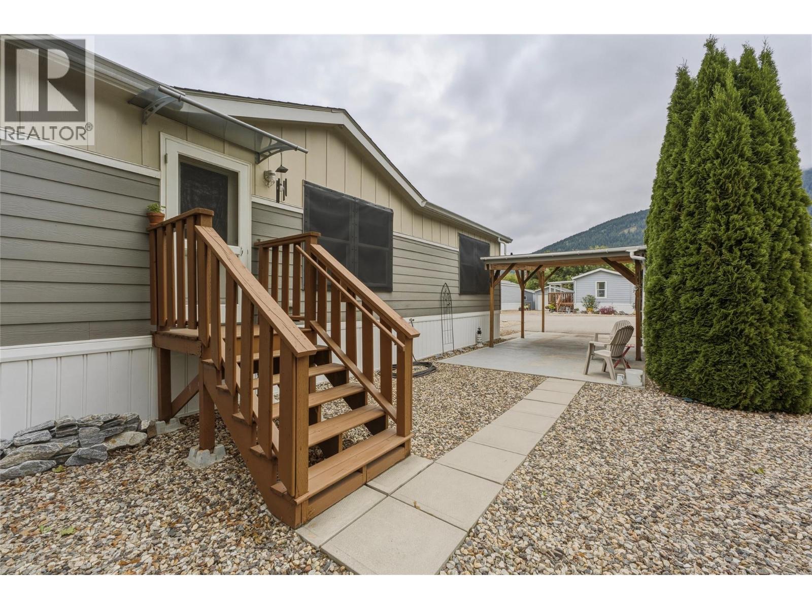 4811 10a Avenue Ne Unit# 24, Salmon Arm, British Columbia  V1E 1C5 - Photo 3 - 10400239