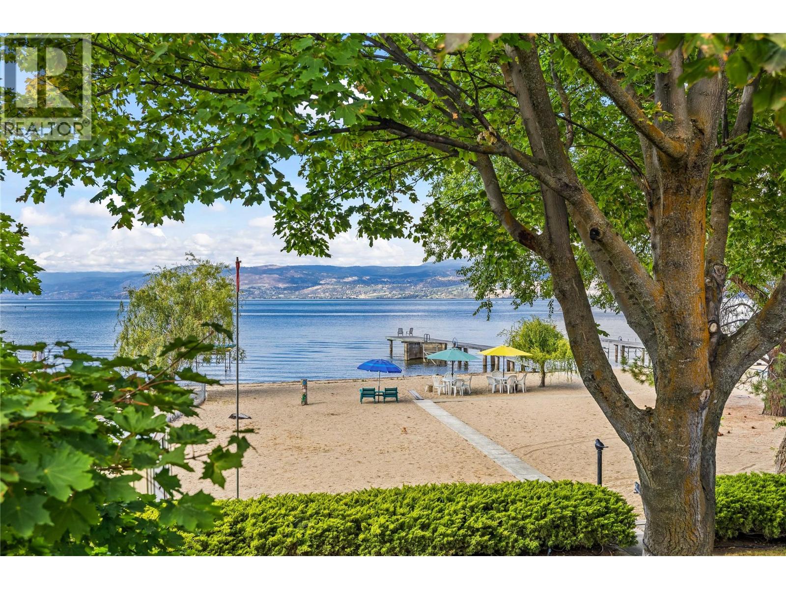 4088 Lakeshore Road, Kelowna, British Columbia  V1W 1V6 - Photo 1 - 10399591