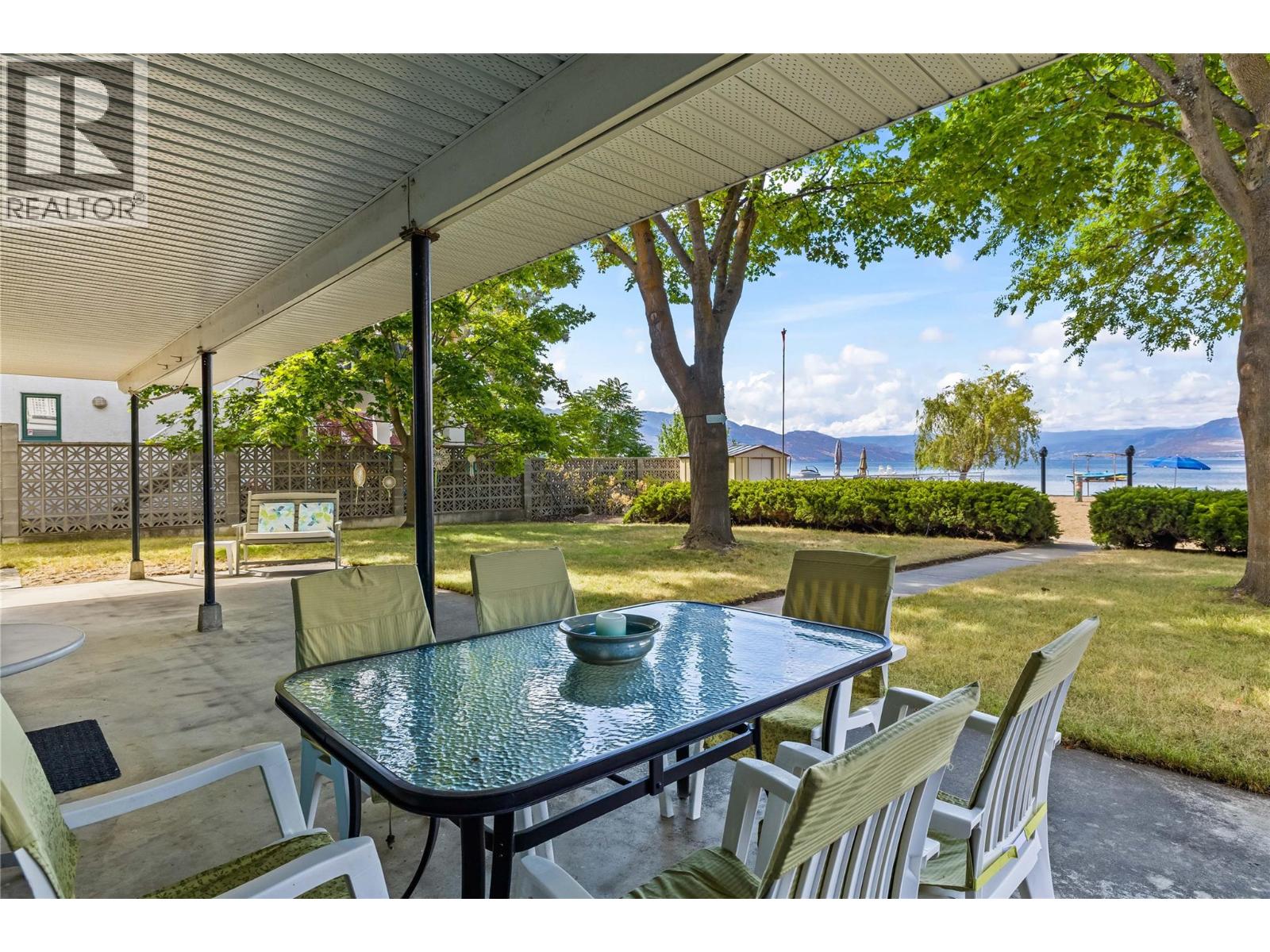 4088 Lakeshore Road, Kelowna, British Columbia  V1W 1V6 - Photo 33 - 10399591
