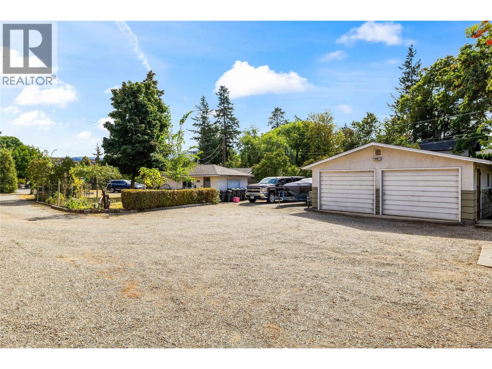 4088 Lakeshore Road, Kelowna, British Columbia  V1W 1V6 - Photo 44 - 10399591