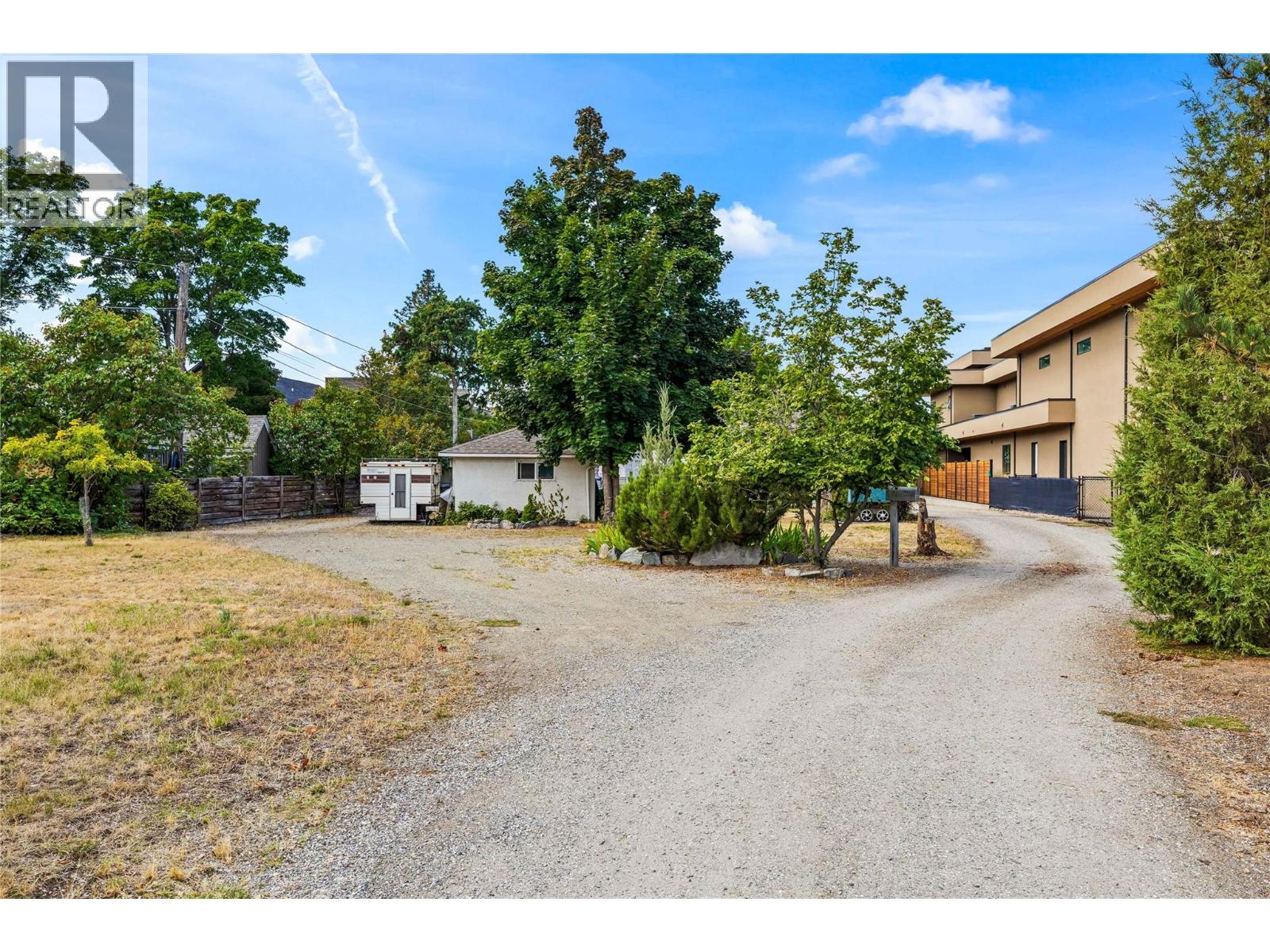 4088 Lakeshore Road, Kelowna, British Columbia  V1W 1V6 - Photo 45 - 10399591