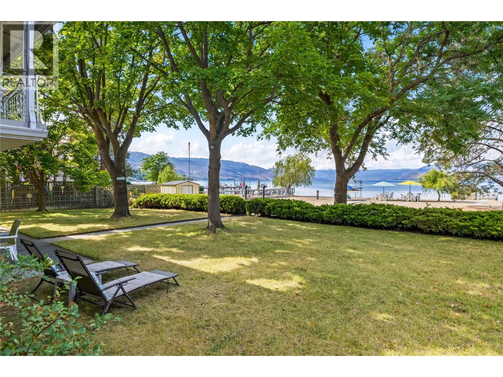 4088 Lakeshore Road, Kelowna, British Columbia  V1W 1V6 - Photo 48 - 10399591