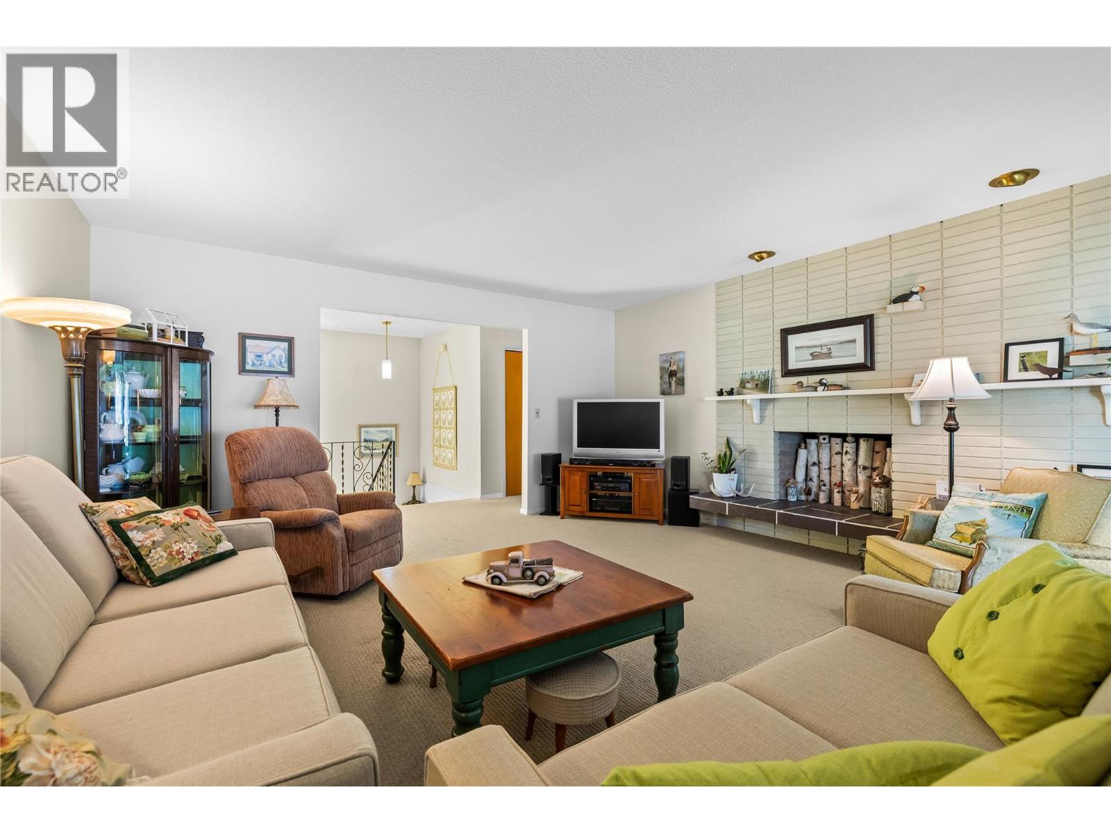 4088 Lakeshore Road, Kelowna, British Columbia  V1W 1V6 - Photo 7 - 10399591