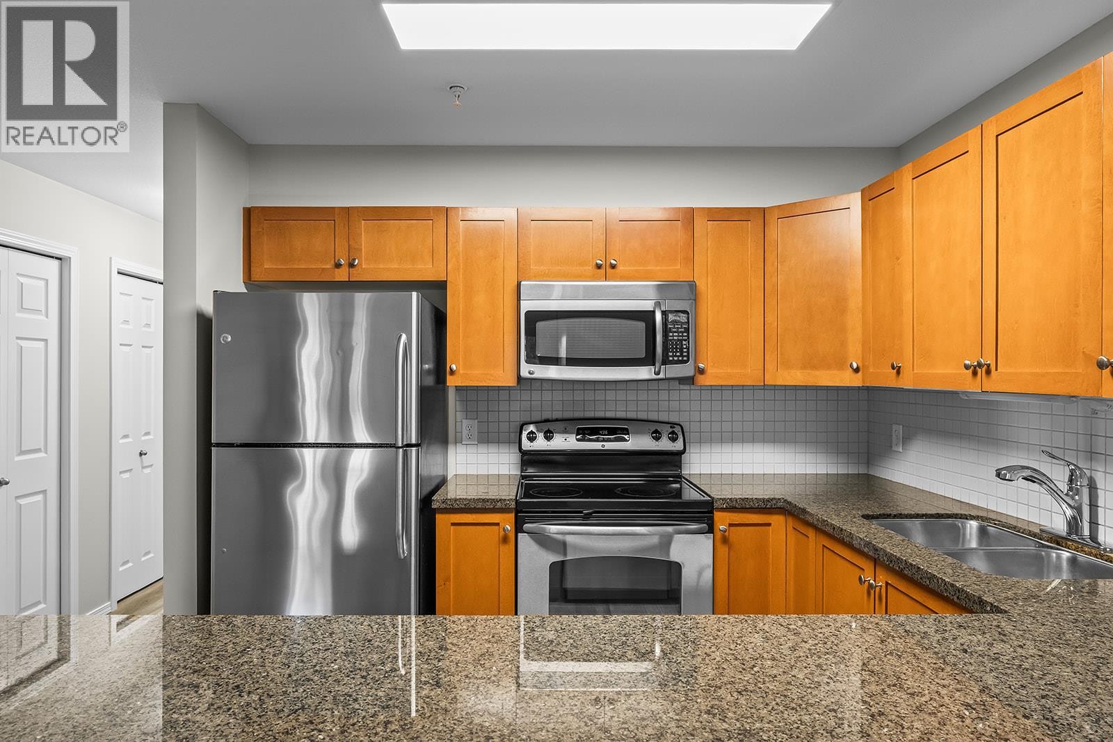 1873 Country Club Drive Unit# 2221, Kelowna, British Columbia  V1V 2W6 - Photo 16 - 10400305