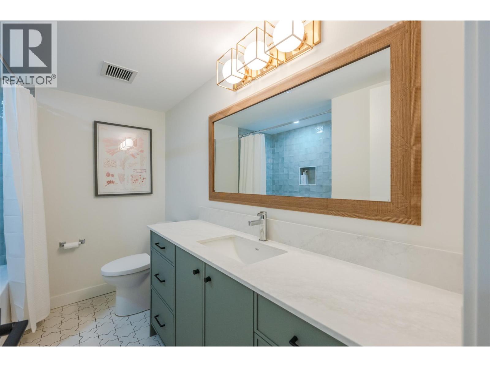 578 Lakeshore Drive Unit# 202, Penticton, British Columbia  V2A 1B9 - Photo 16 - 10400325