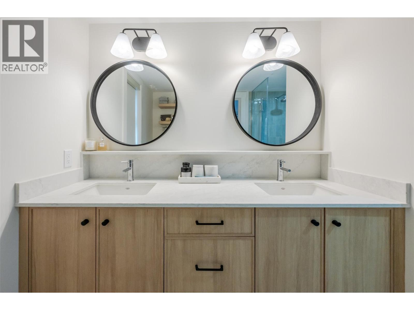 578 Lakeshore Drive Unit# 202, Penticton, British Columbia  V2A 1B9 - Photo 21 - 10400325