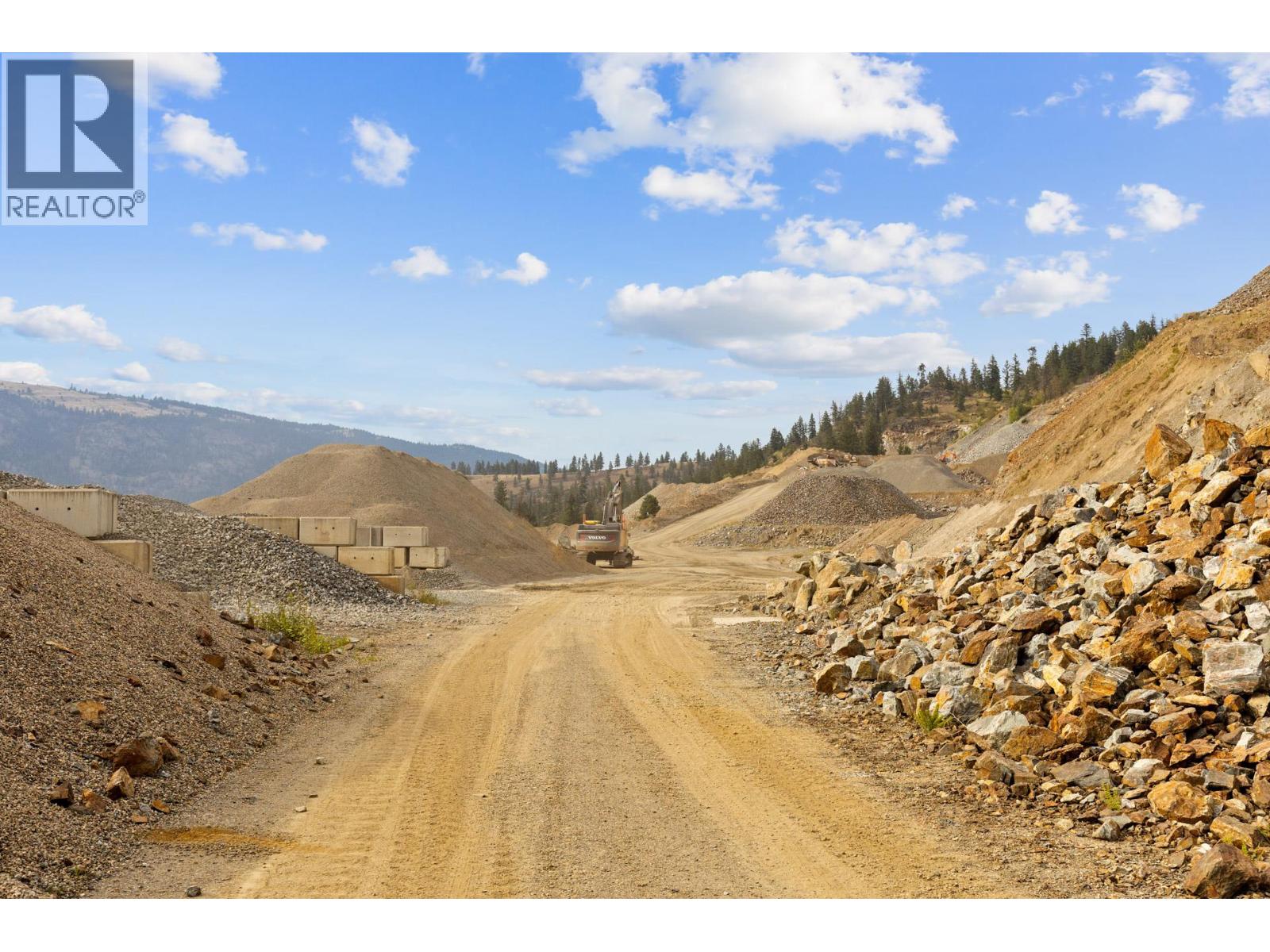 15799 Sawmill Road, Lake Country, British Columbia  V4V 2E2 - Photo 92 - 10400286