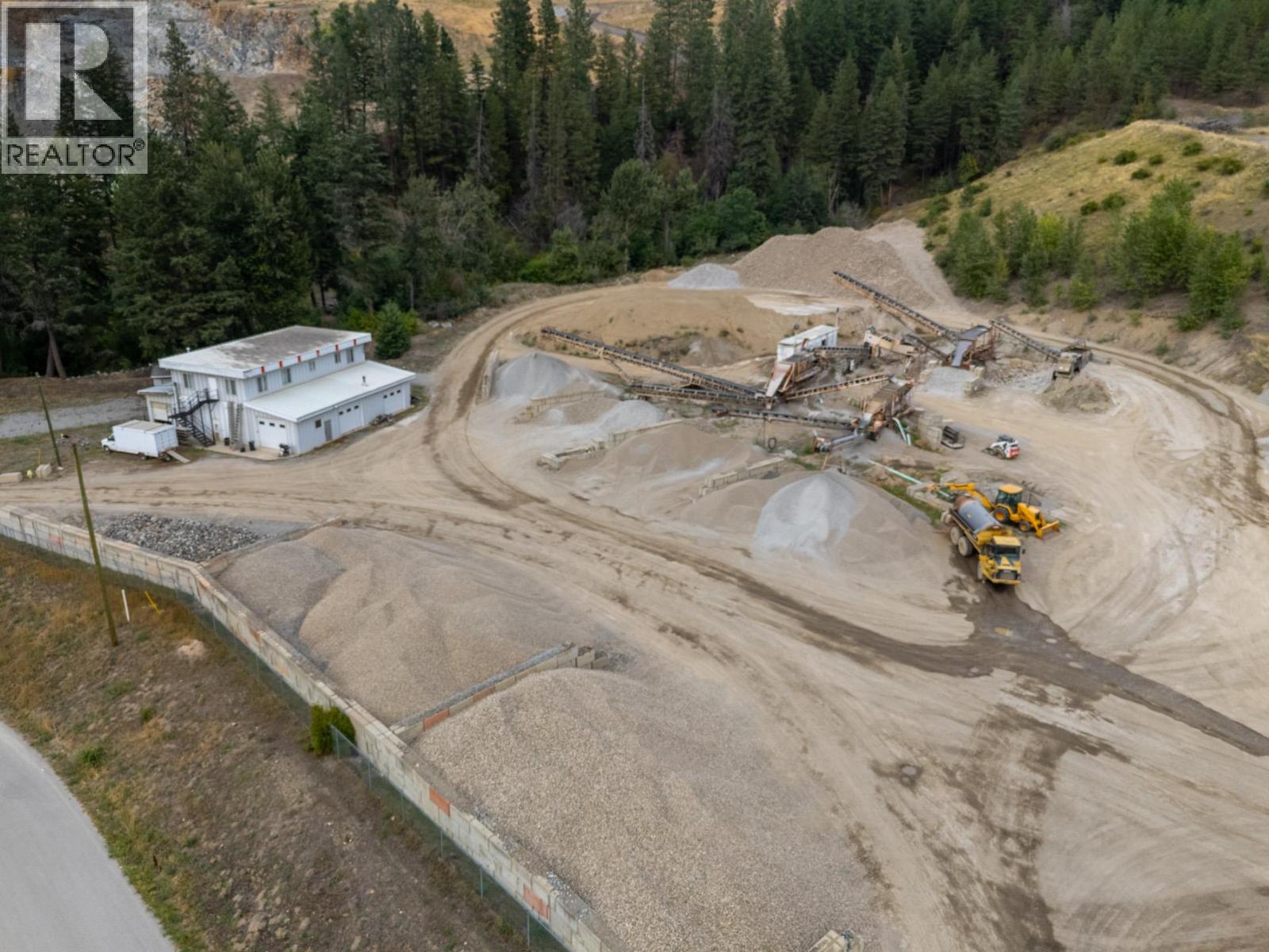 15799 Sawmill Road, Lake Country, British Columbia  V4V 2E2 - Photo 54 - 10400222