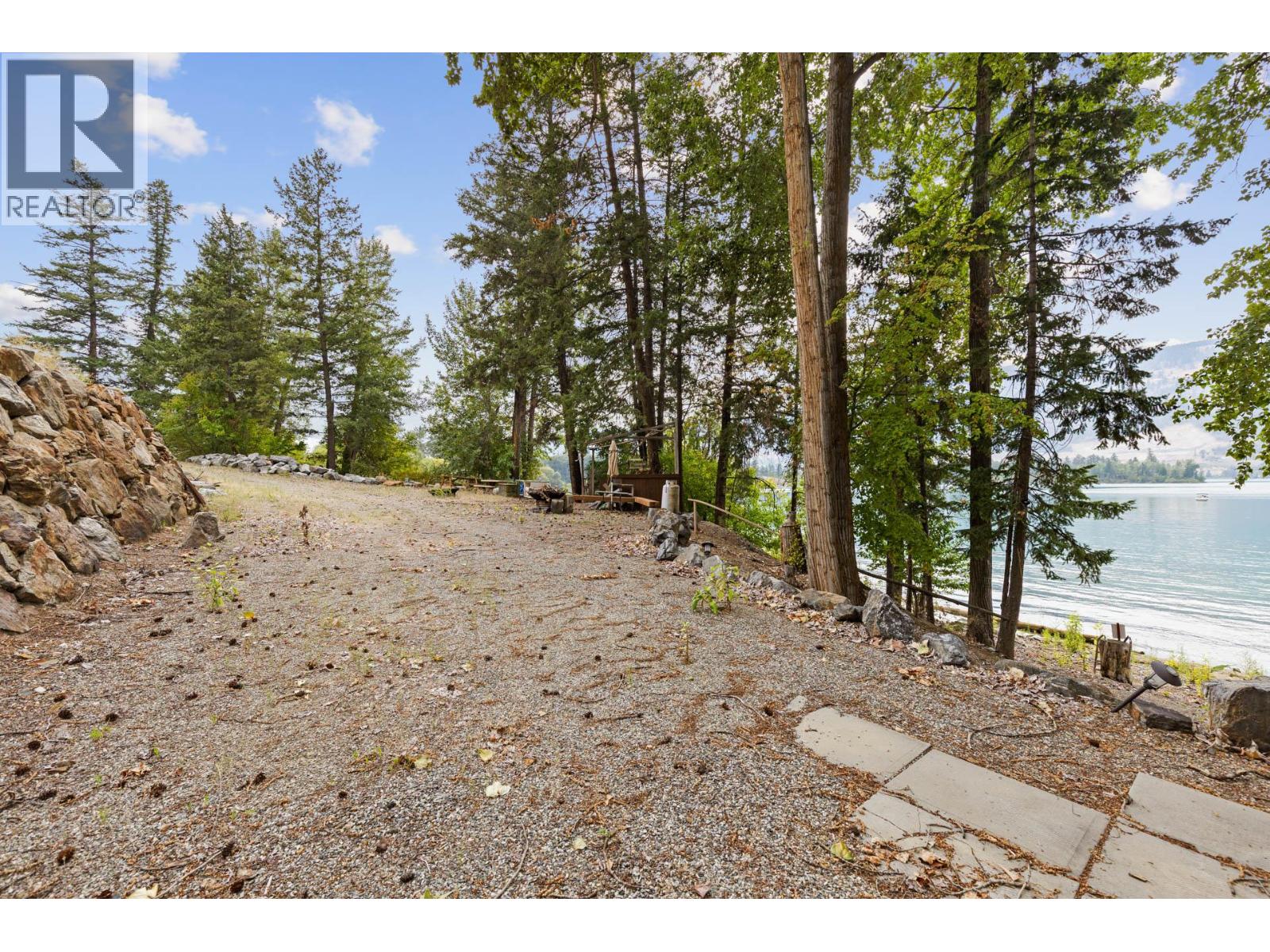 15799 Sawmill Road, Lake Country, British Columbia  V4V 2E2 - Photo 73 - 10400222