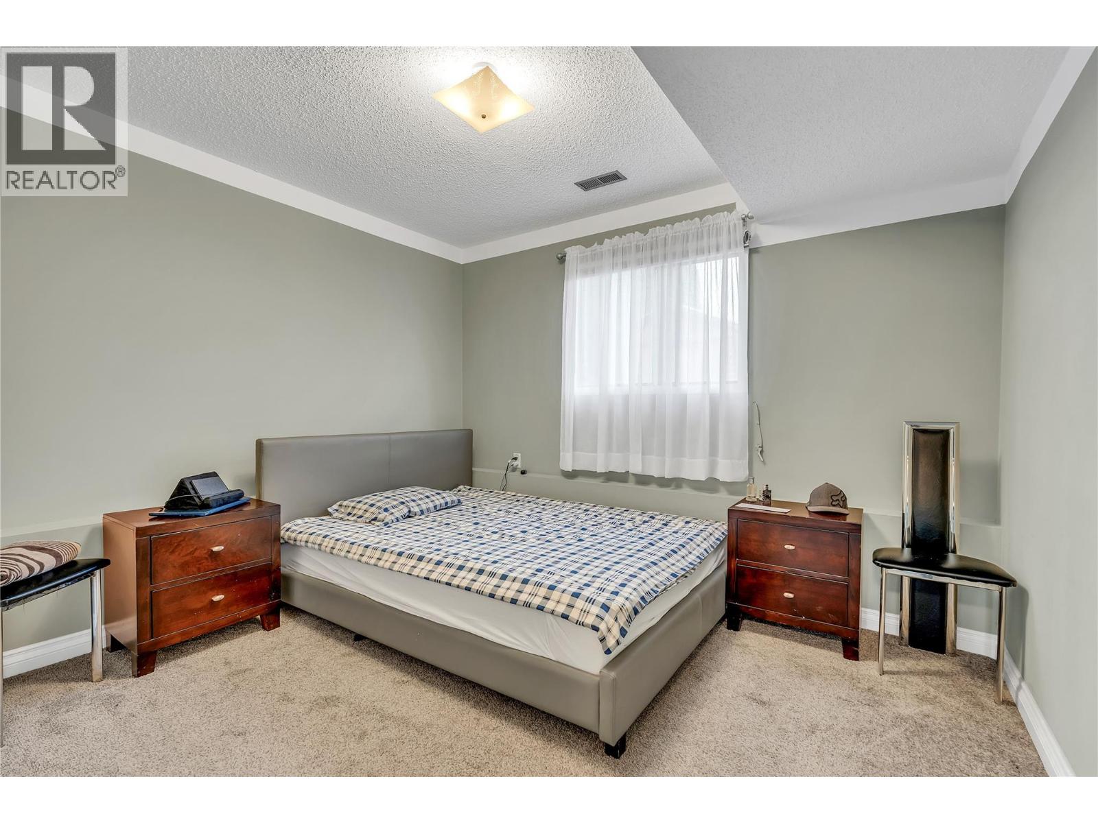 2494 Cornwall Drive, Penticton, British Columbia  V2A 6R7 - Photo 20 - 10400368