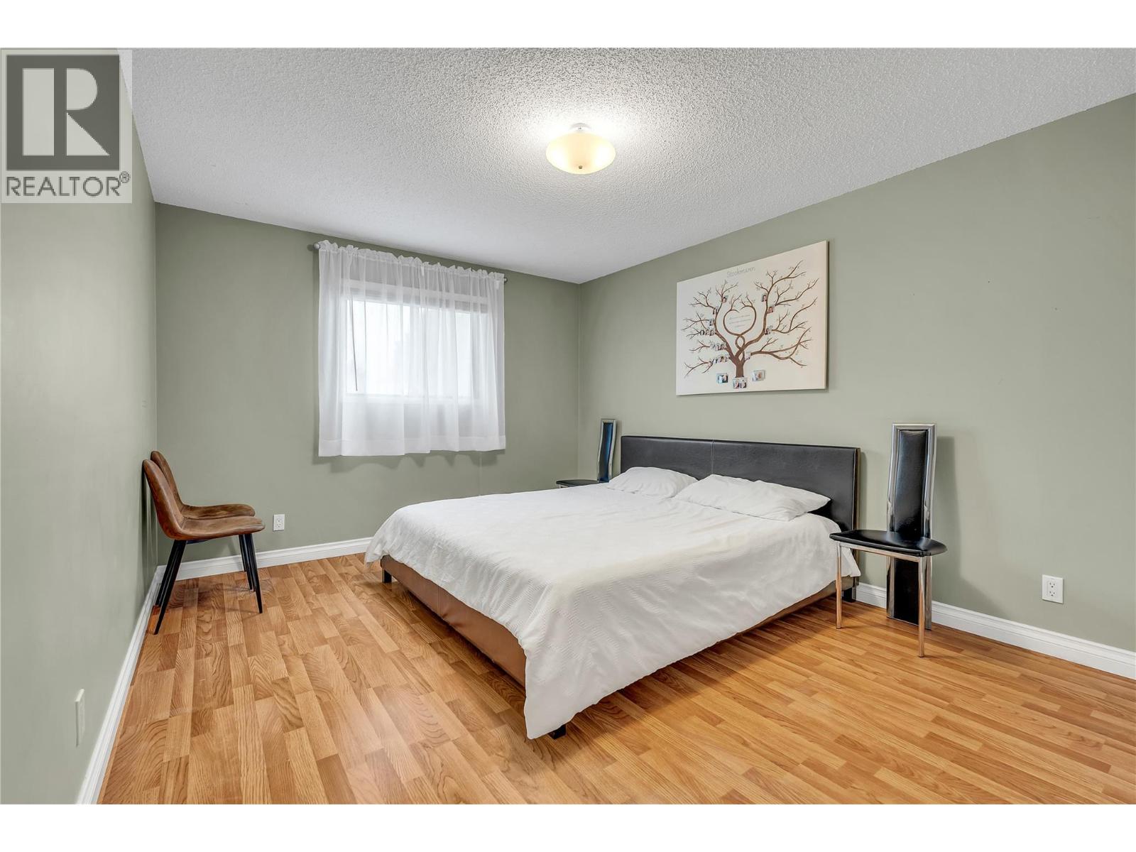 2494 Cornwall Drive, Penticton, British Columbia  V2A 6R7 - Photo 23 - 10400368