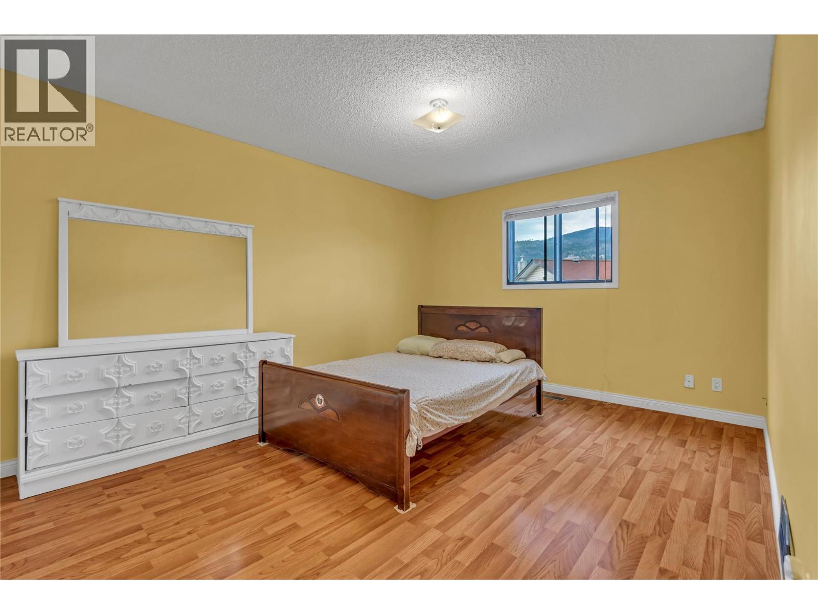 2494 Cornwall Drive, Penticton, British Columbia  V2A 6R7 - Photo 32 - 10400368