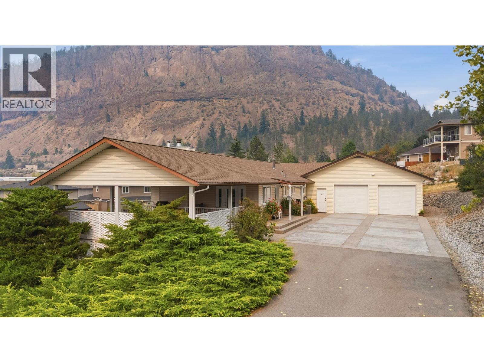 9181 Alder Street, Summerland, British Columbia  V0H 1Z2 - Photo 4 - 10400033