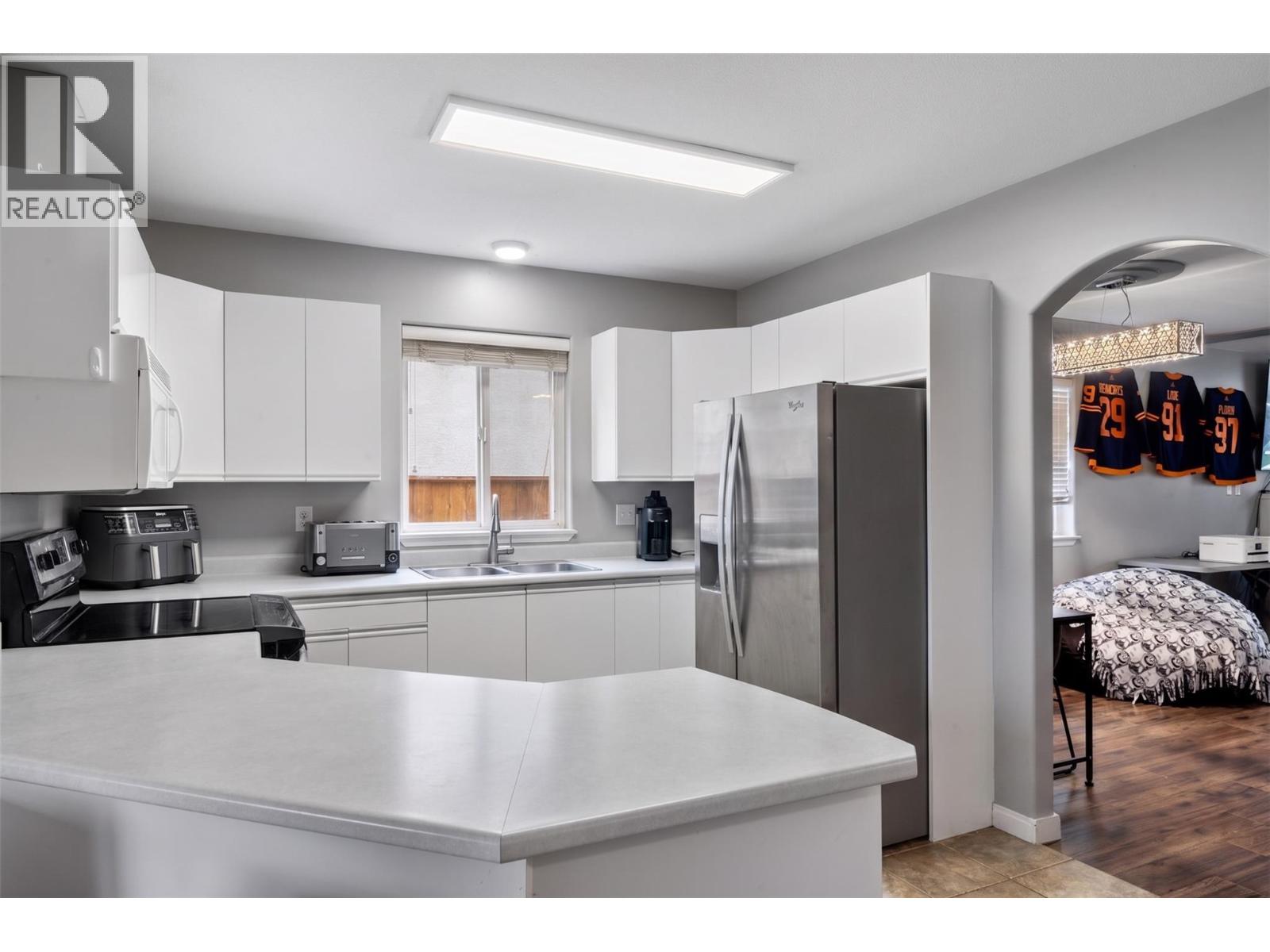 2277 Turnberry Place, Kamloops, British Columbia  V1S 1S9 - Photo 6 - 10400367
