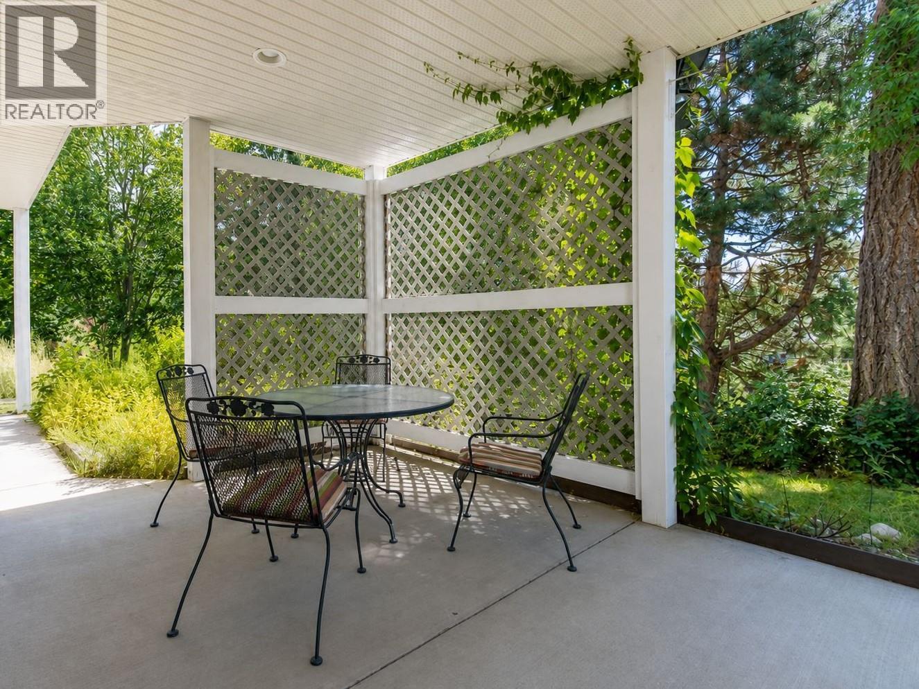 2600 Fairway Place, Blind Bay, British Columbia  V0E 1H2 - Photo 28 - 10400200