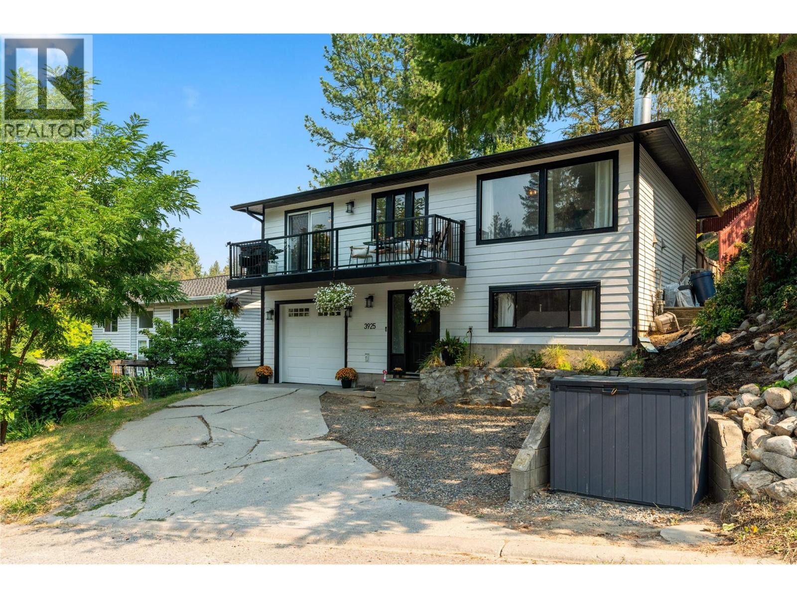 3925 Highland Park Crescent, Armstrong, British Columbia  V4Y 0K2 - Photo 3 - 10397330