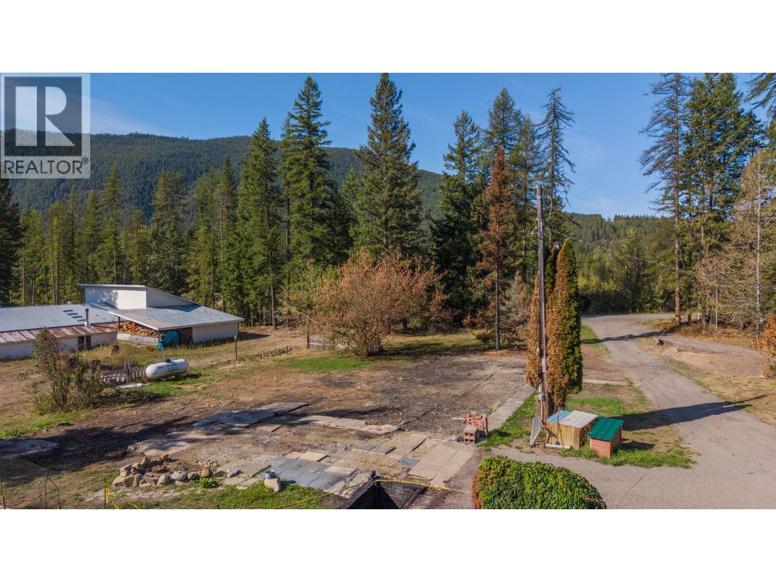 1368 Wenger Road, Arrow Creek, British Columbia  V0B 1G9 - Photo 25 - 10400236
