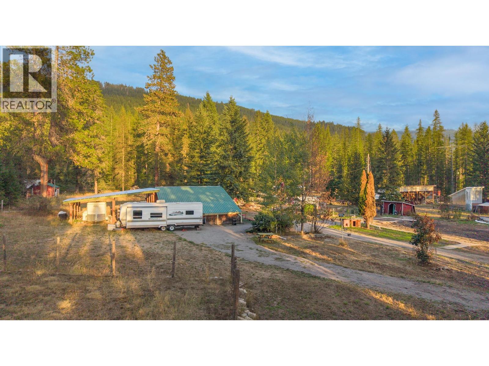 1368 Wenger Road, Arrow Creek, British Columbia  V0B 1G9 - Photo 8 - 10400236