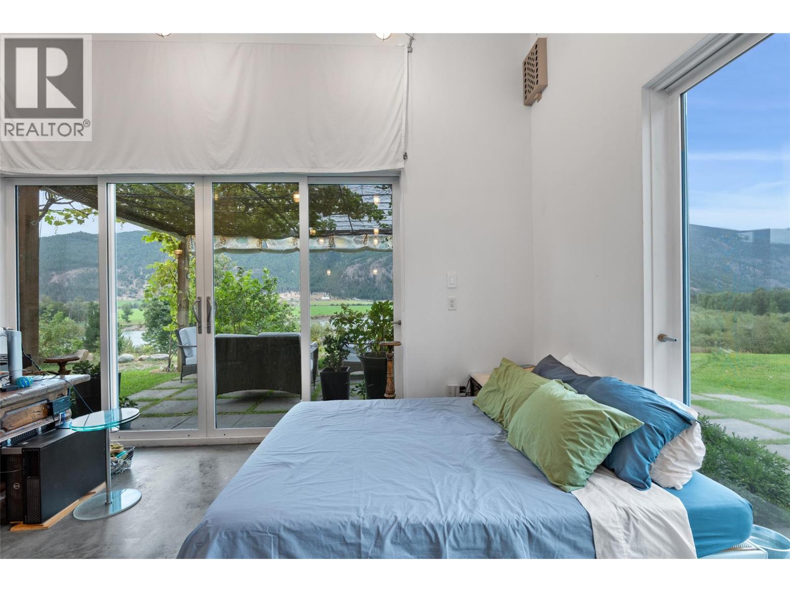 8121 Lyons Road, Kamloops, British Columbia  V0E 1Z2 - Photo 20 - 10400196