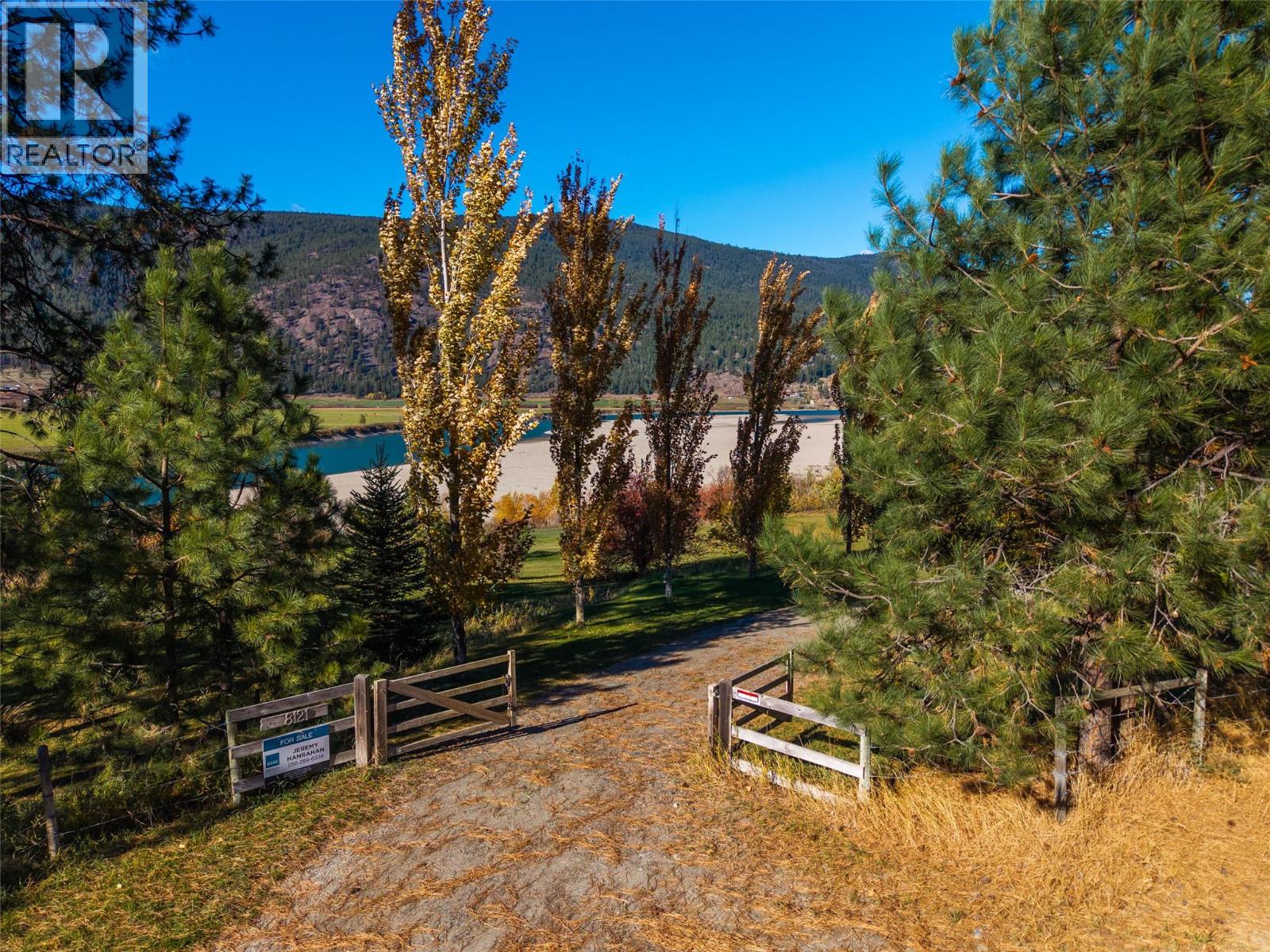 8121 Lyons Road, Kamloops, British Columbia  V0E 1Z2 - Photo 31 - 10400196