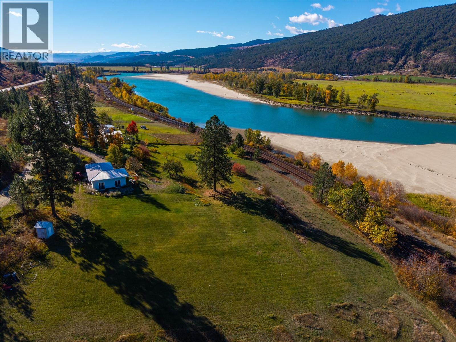8121 Lyons Road, Kamloops, British Columbia  V0E 1Z2 - Photo 4 - 10400196