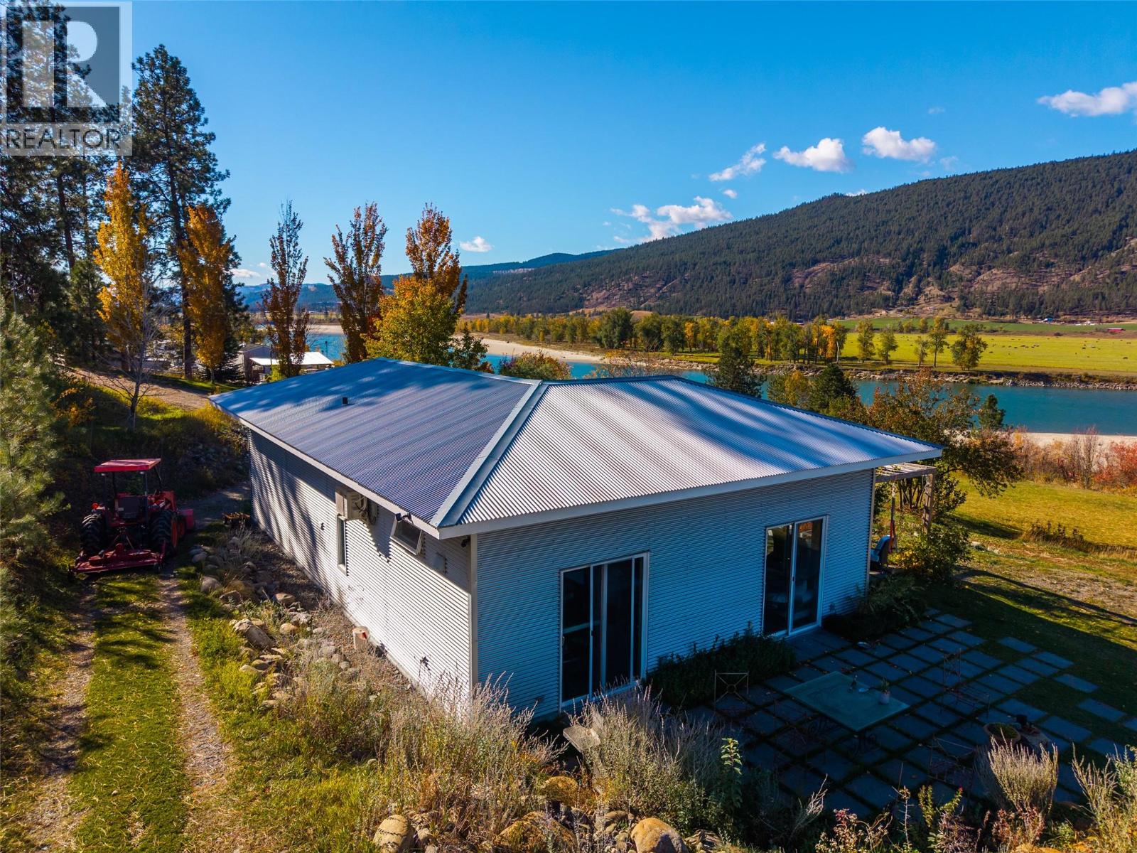 8121 Lyons Road, Kamloops, British Columbia  V0E 1Z2 - Photo 41 - 10400196
