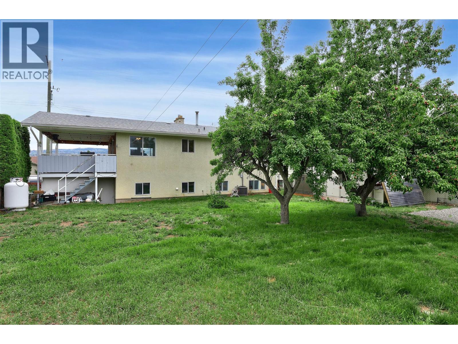 650 Richmond Avenue, Kamloops, British Columbia  V2B 1T6 - Photo 2 - 10353373