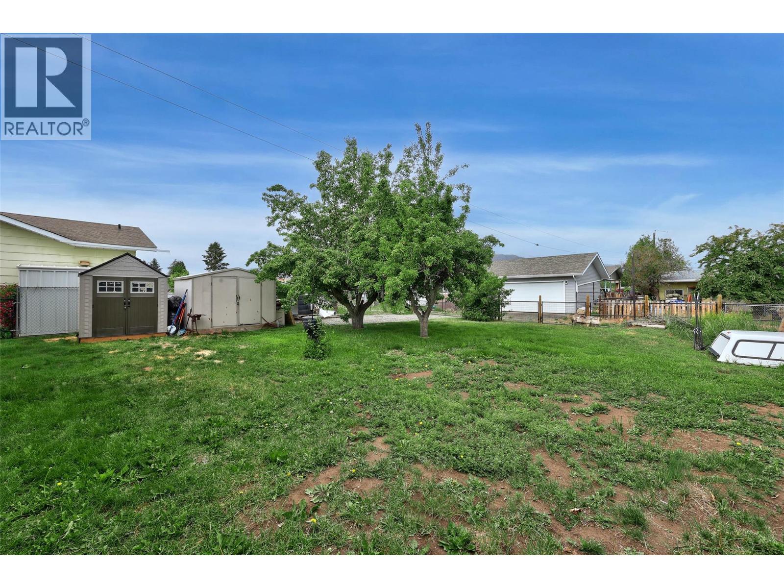 650 Richmond Avenue, Kamloops, British Columbia  V2B 1T6 - Photo 3 - 10353373