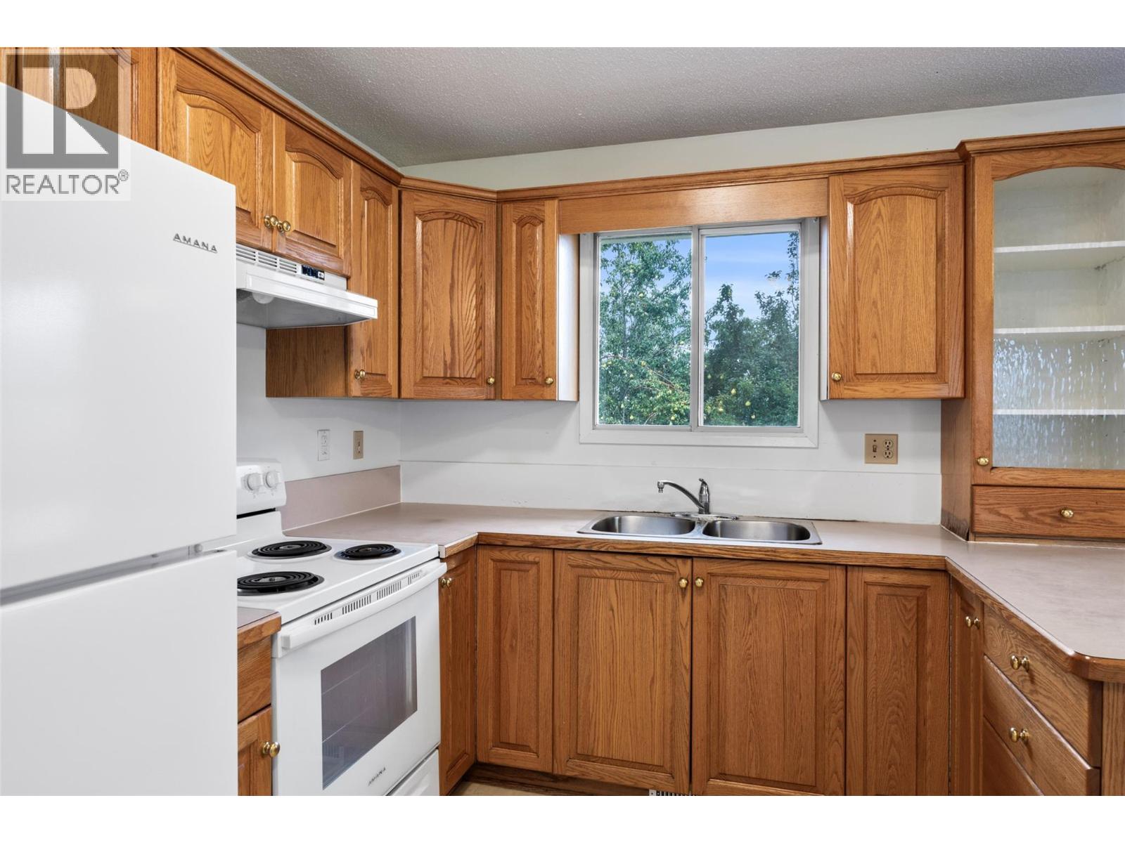 650 Richmond Avenue, Kamloops, British Columbia  V2B 1T6 - Photo 5 - 10353373