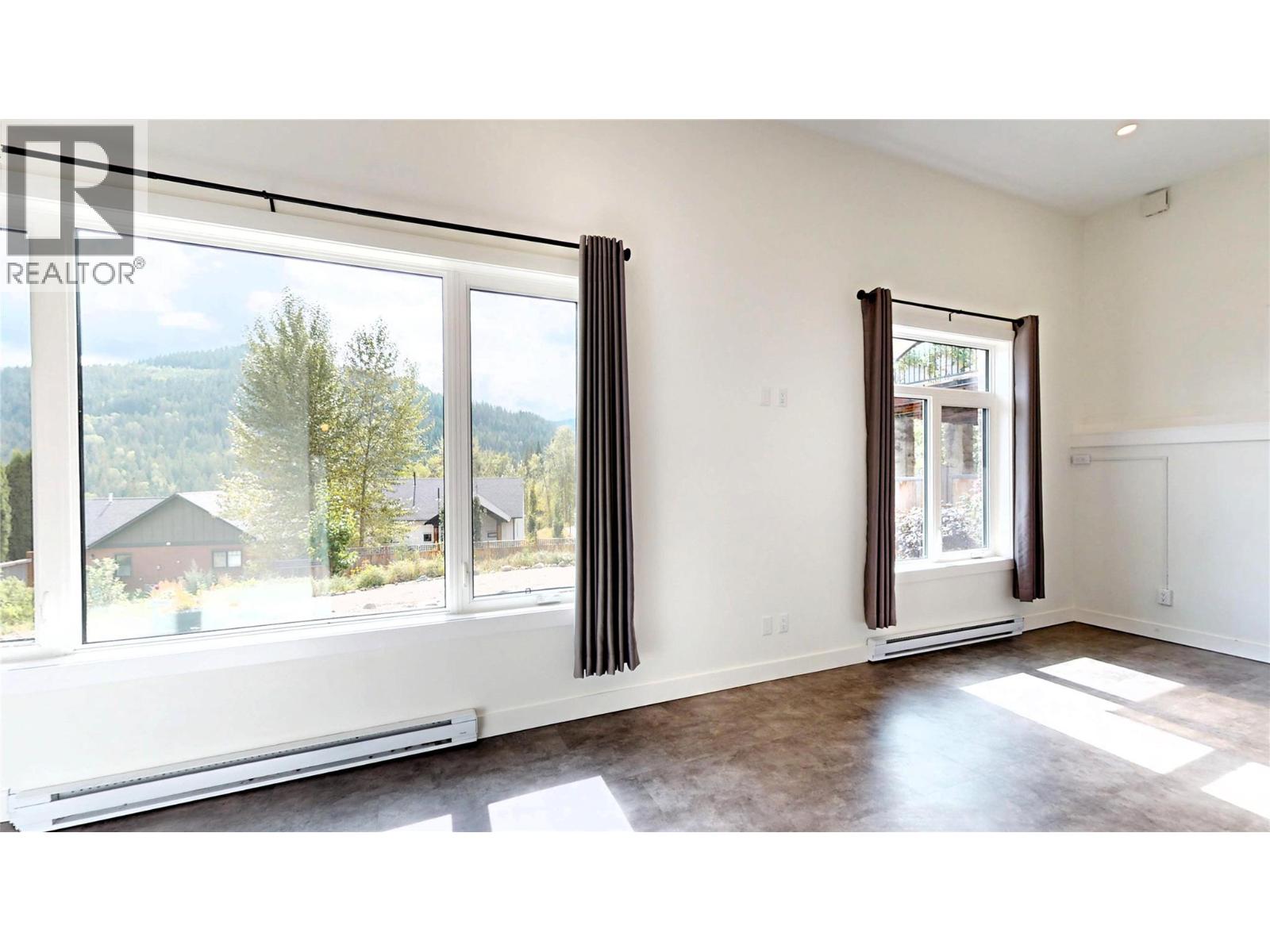 1007 Silvertip Road, Rossland, British Columbia  V0G 1Y0 - Photo 30 - 10400224