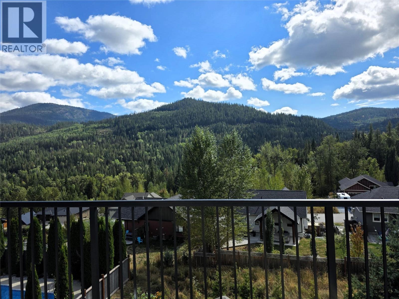 1007 Silvertip Road, Rossland, British Columbia  V0G 1Y0 - Photo 40 - 10400224