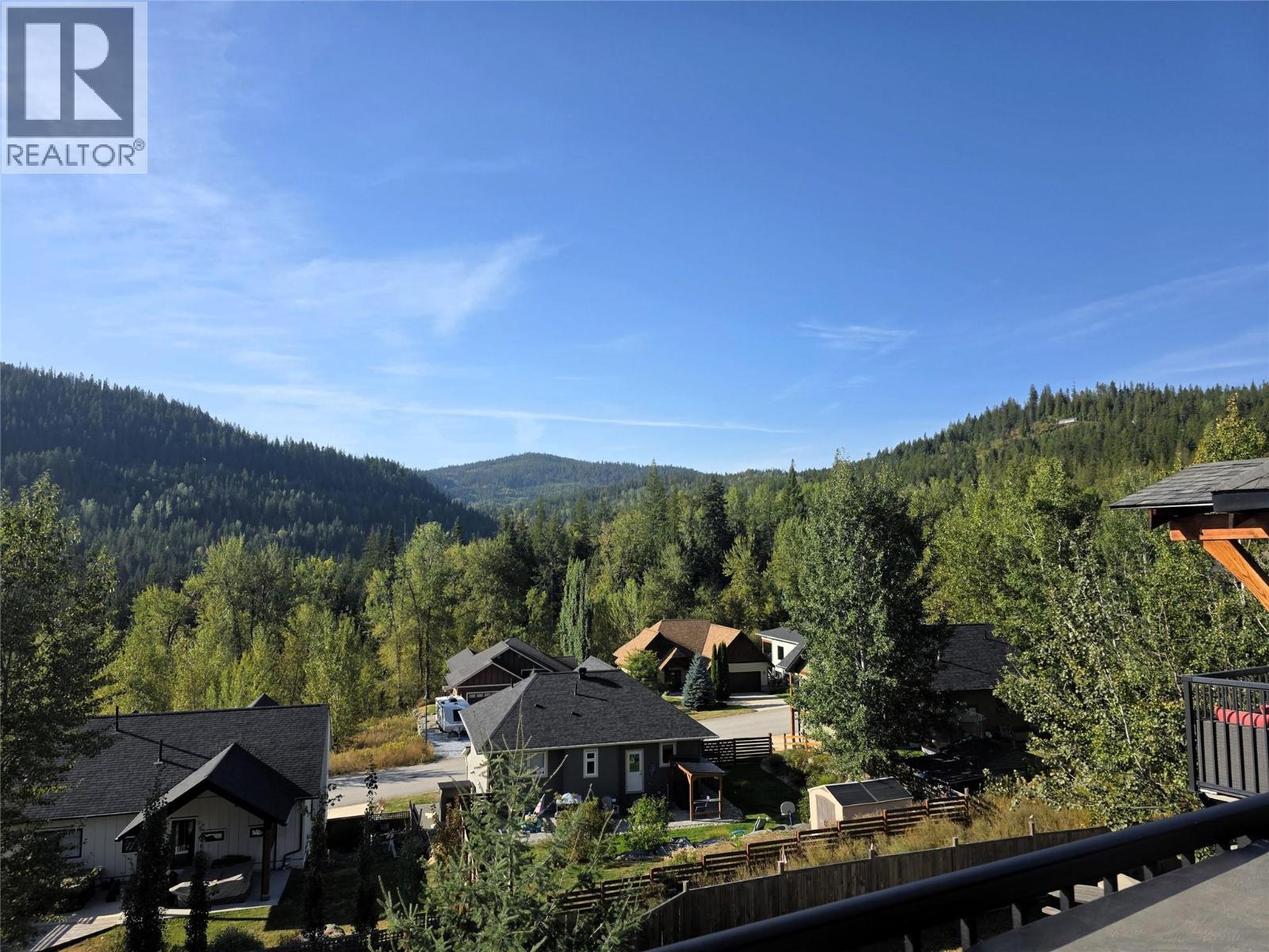 1007 Silvertip Road, Rossland, British Columbia  V0G 1Y0 - Photo 5 - 10400224