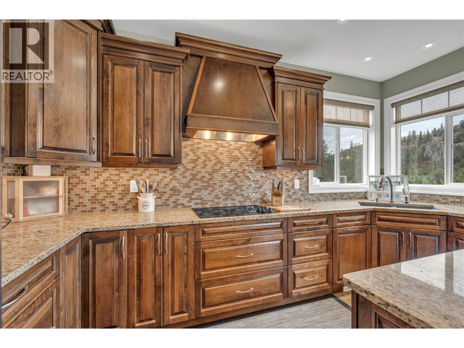 3789 Mclean Creek Road, Okanagan Falls, British Columbia  V0H 1R1 - Photo 14 - 10400267